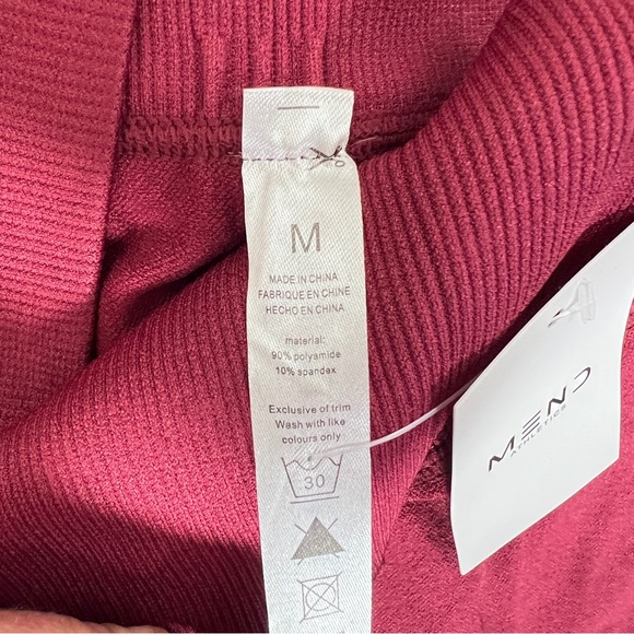 NWT Mend athletics wine red athletic legging pants size medium M B48 - Picture 2 of 3